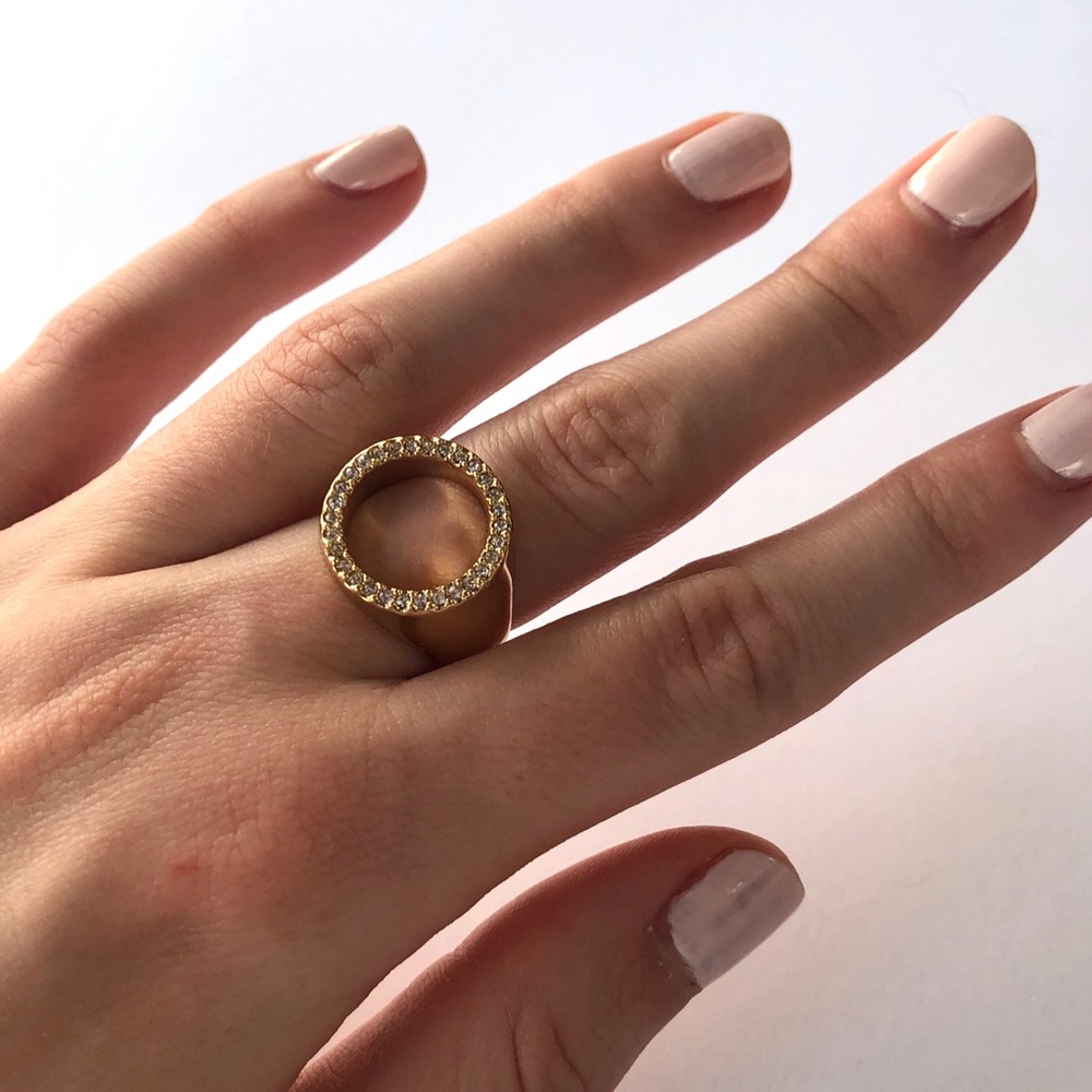 Chloe + Isabel 14k gold plated ring size 7